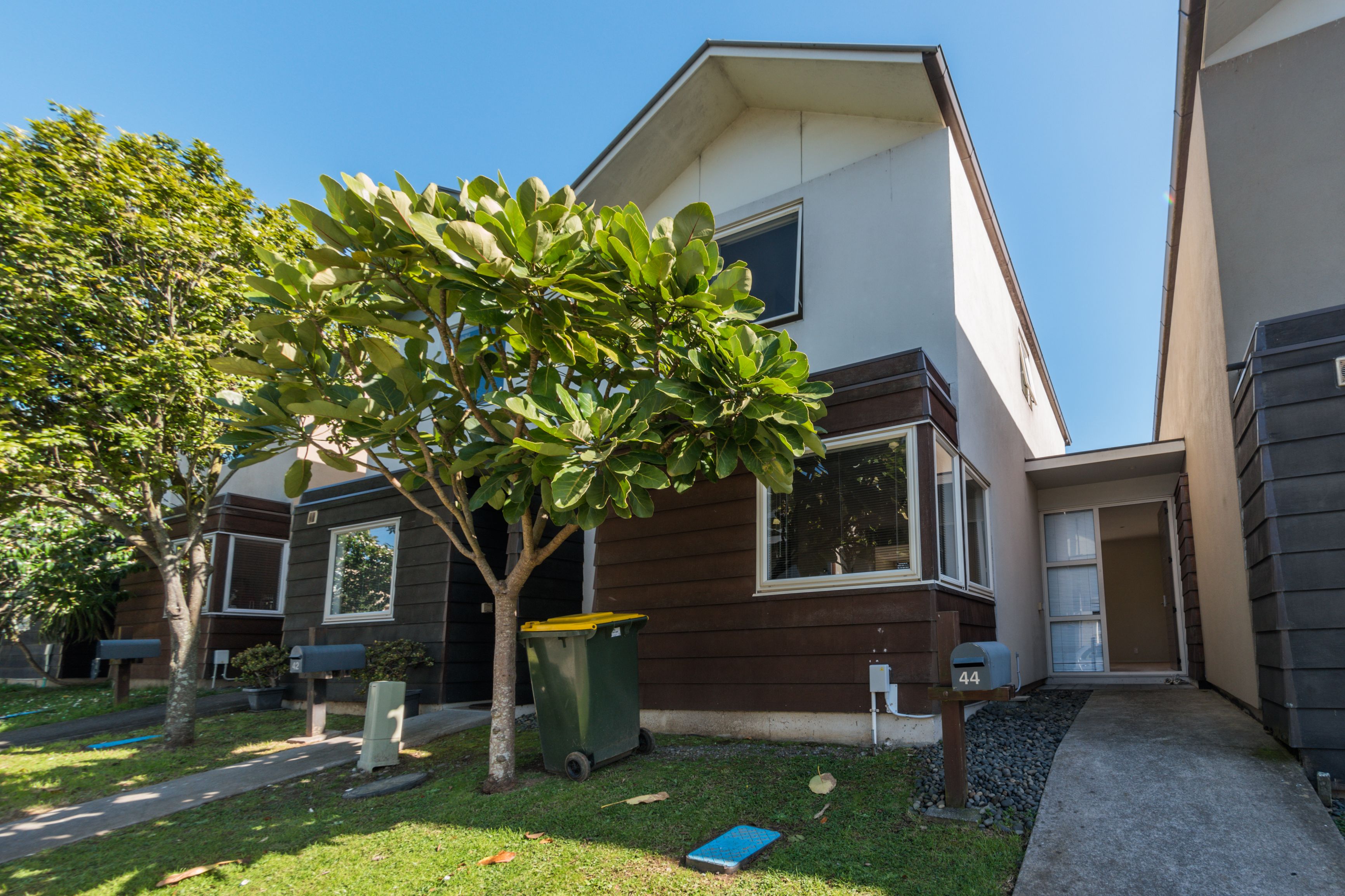 44 Kirikiri Lane, Botany, Auckland