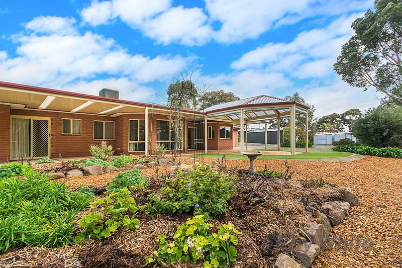 3 March Court, Clare, SA 5453