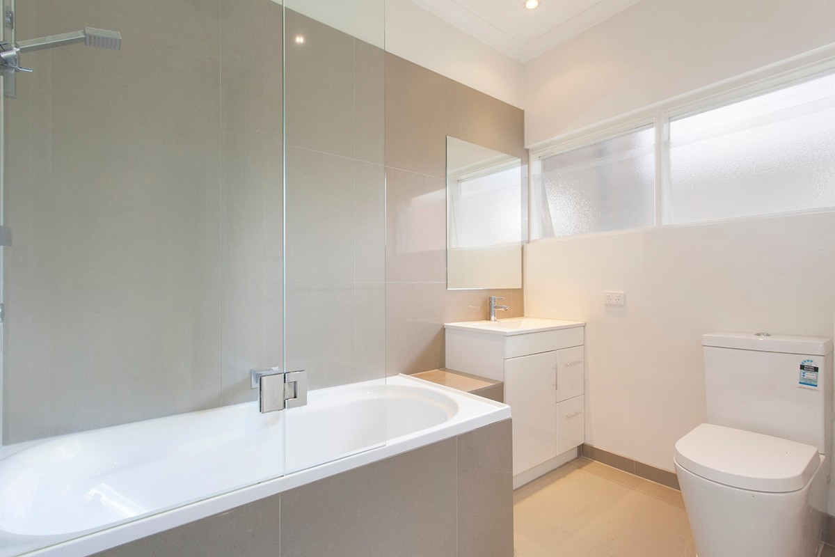 2/28 Donna Buang Street, Camberwell, VIC 3124