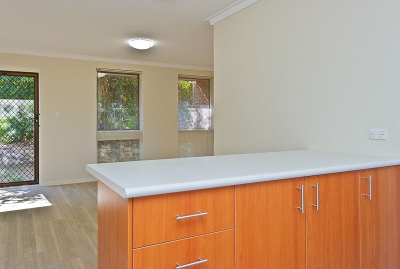8/134 DEANMORE Road, Scarborough, WA 6019