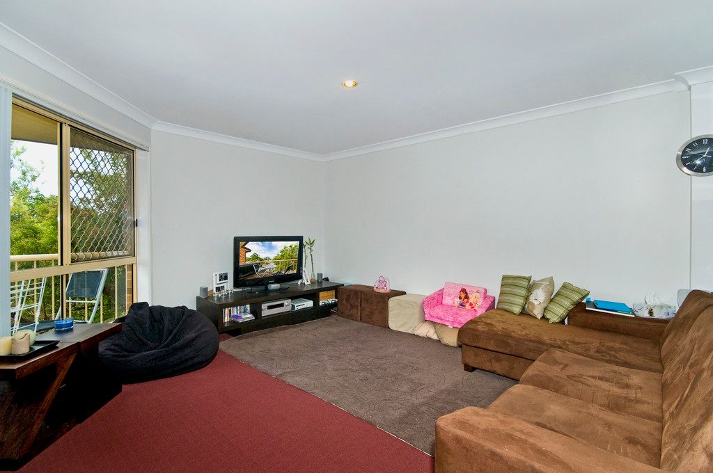 2/2 Simpsons Road, Currumbin Waters, QLD 4223