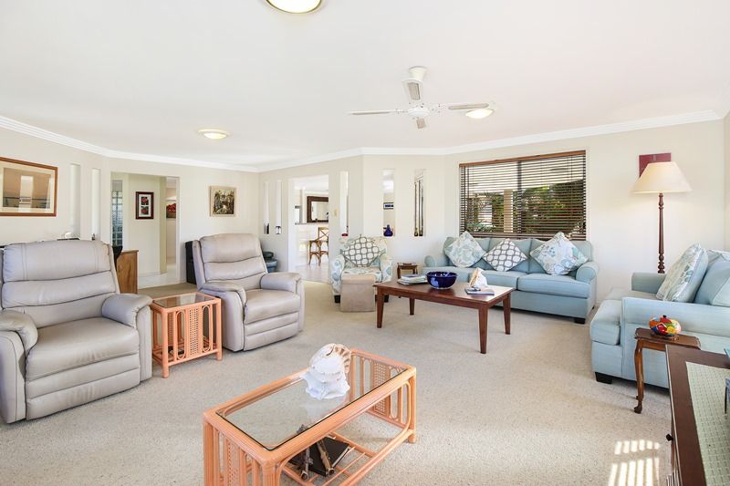 17 Bongaree Drive, Pelican Waters, QLD 4551