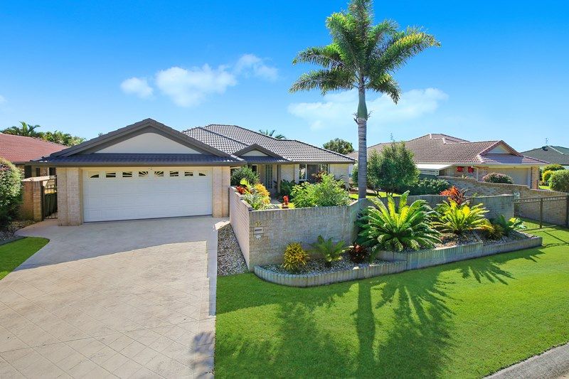 17 Bongaree Drive, Pelican Waters QLD 4551