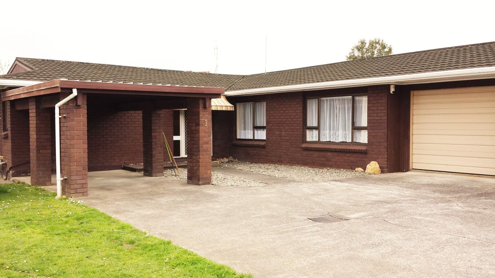 1/12 Bungalore Place, Half Moon Bay, Manukau City