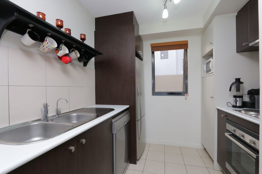 2/11 Tanunda Drive, Rivervale, WA 6103