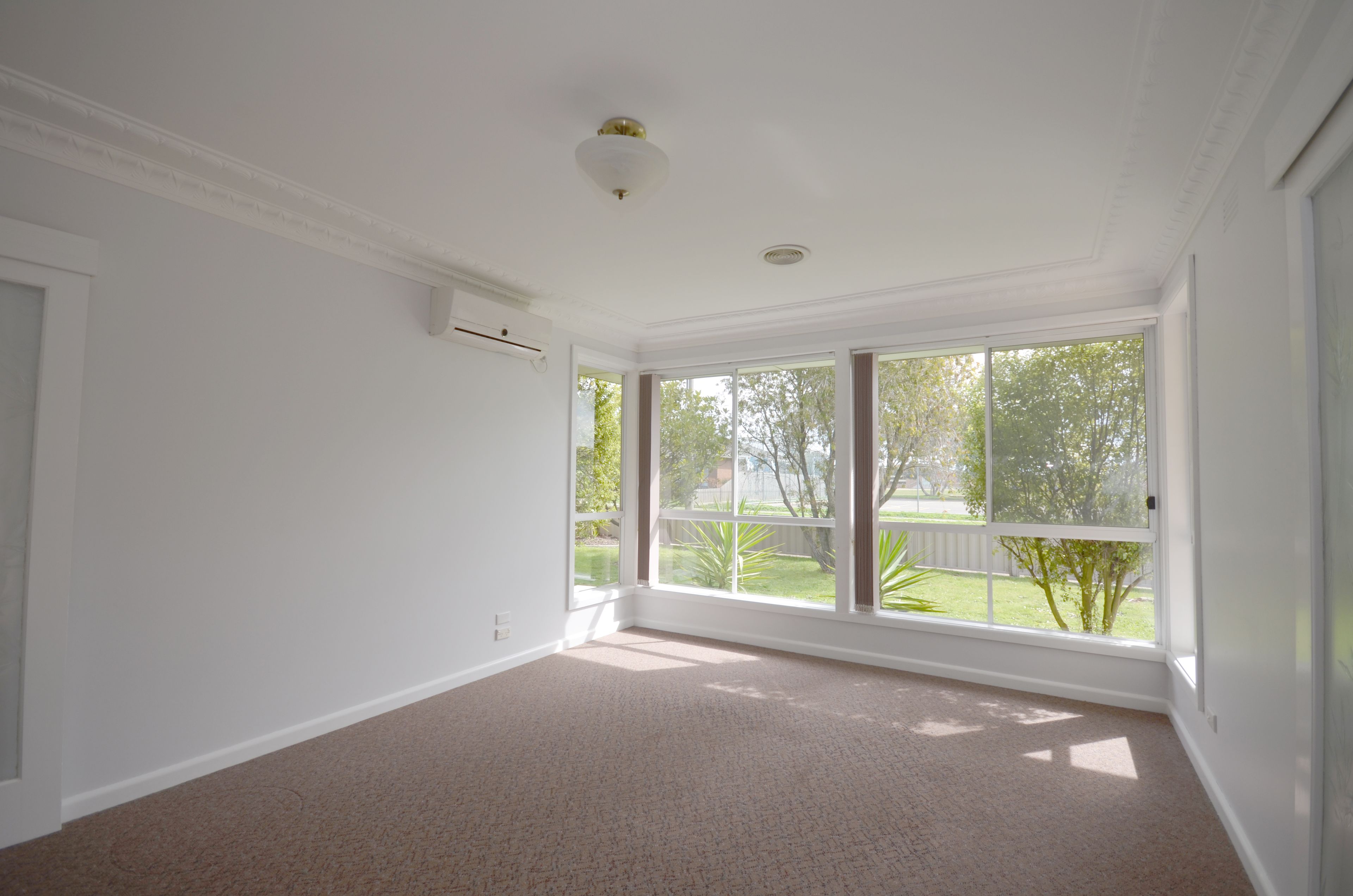 12 Huntington Street, Wendouree, VIC 3355