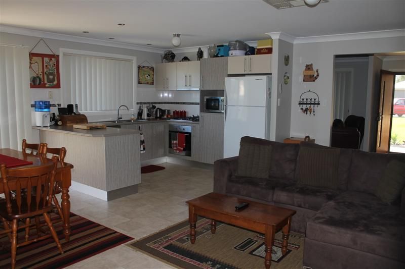 8 Javea Close, Dubbo, NSW 2830