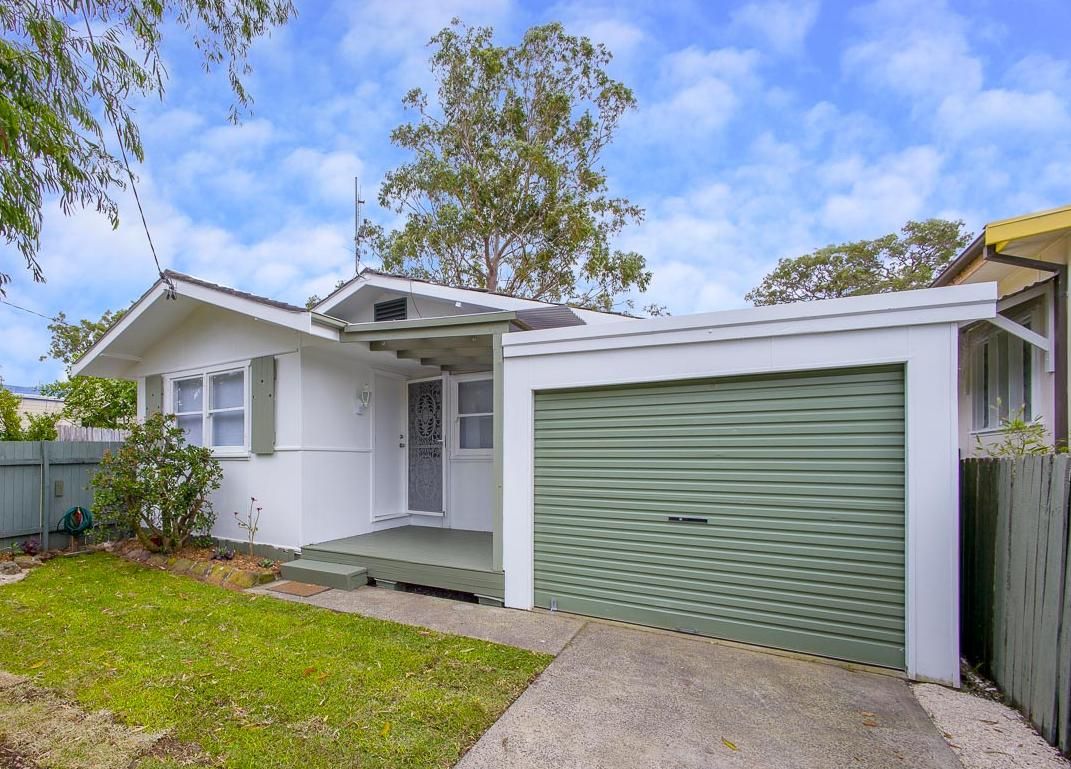 18 McLaurin Road, Umina Beach NSW 2257