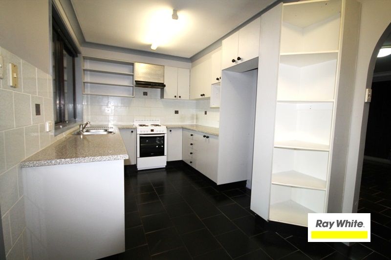 251 Whitford Road, Green Valley, NSW 2168