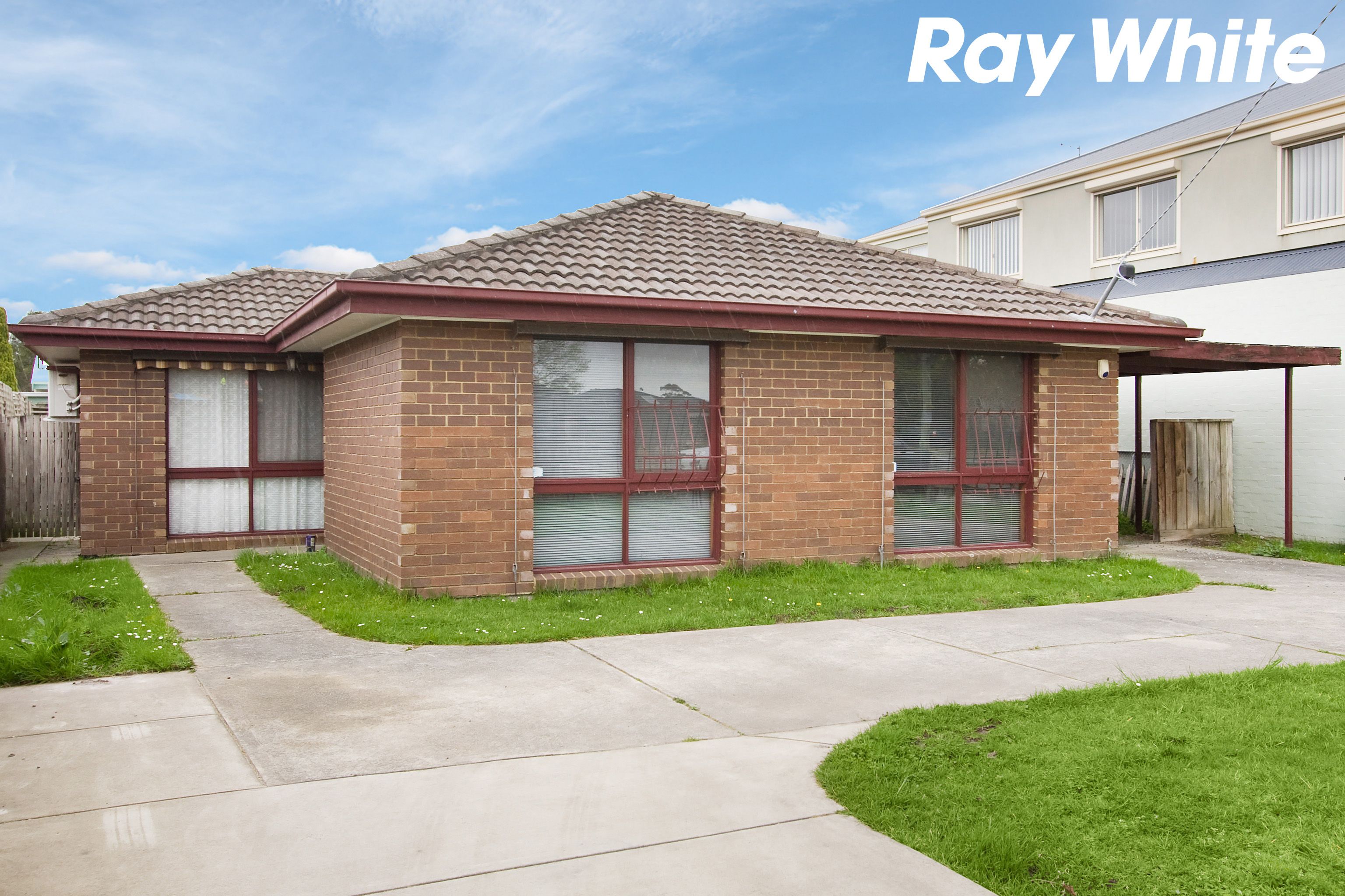 16 Main Street, Pakenham, VIC 3810