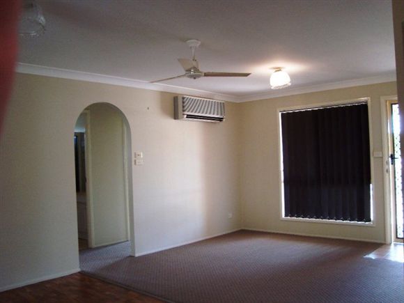 2/1 Mungarra Drive, Kawana, QLD 4701