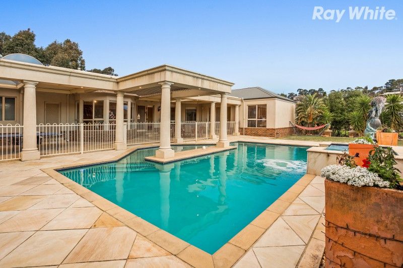 1 Greenview Close, Lysterfield South, VIC 3156