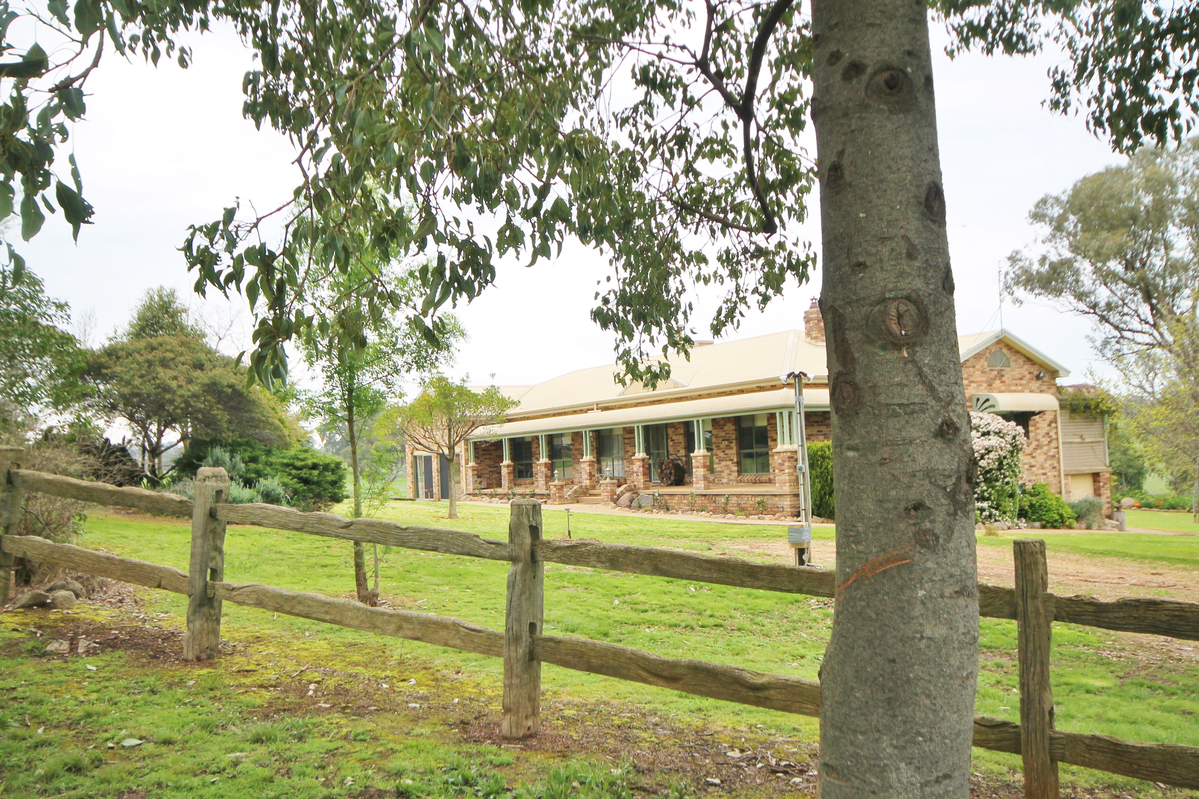 70 Roberts Road, Young, NSW 2594
