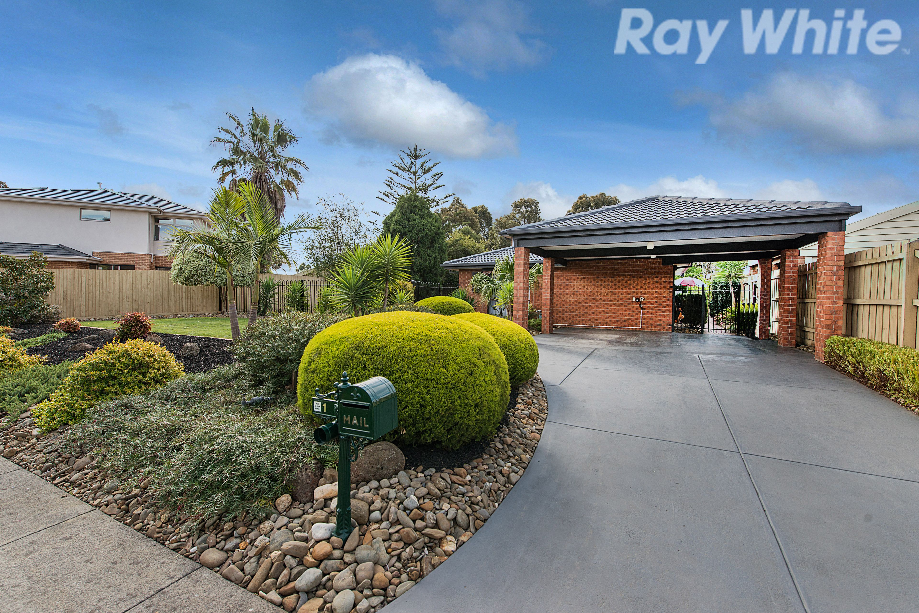 1 St John Place, Rowville, VIC 3178