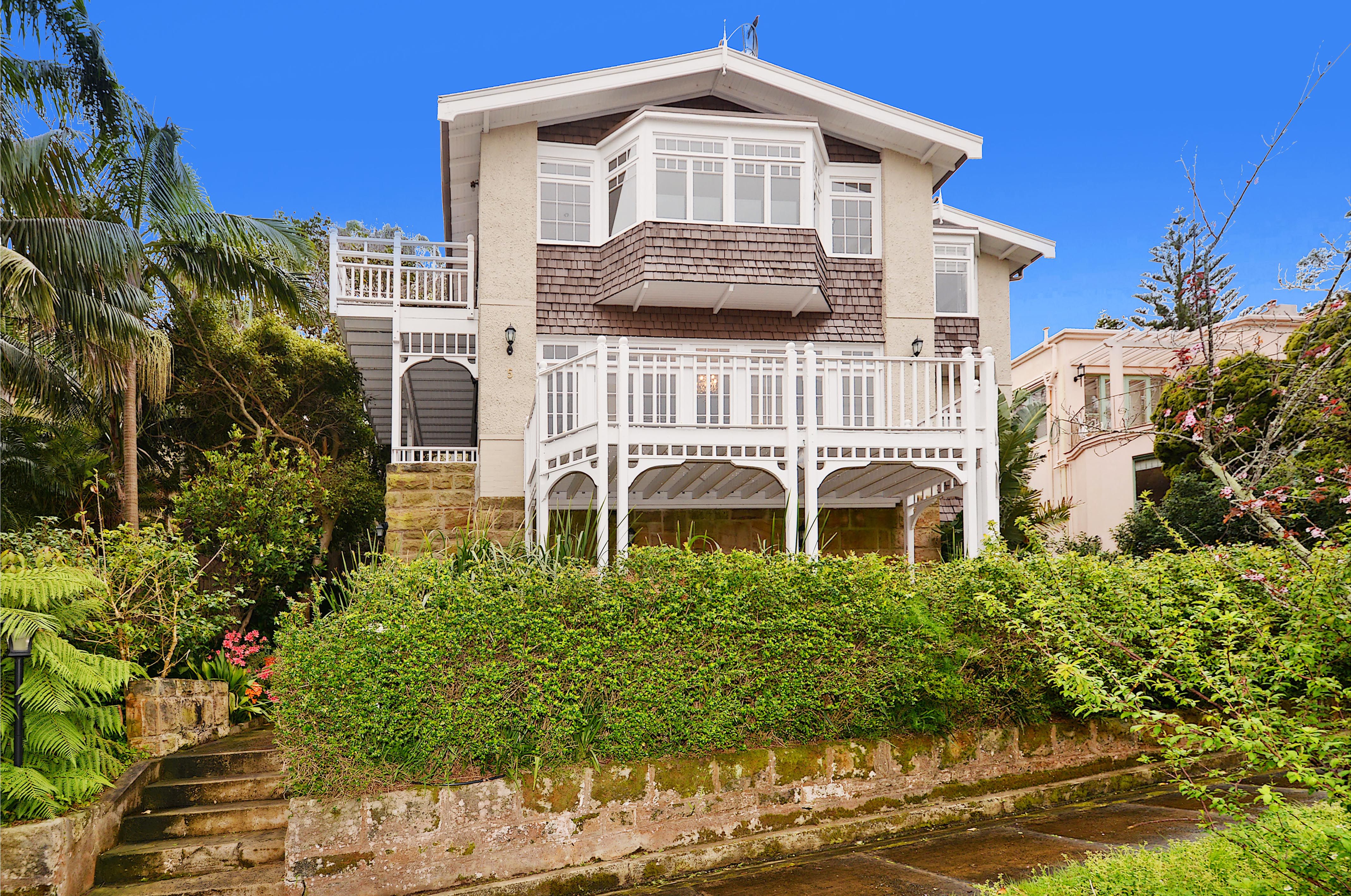 5 Ashgate Avenue