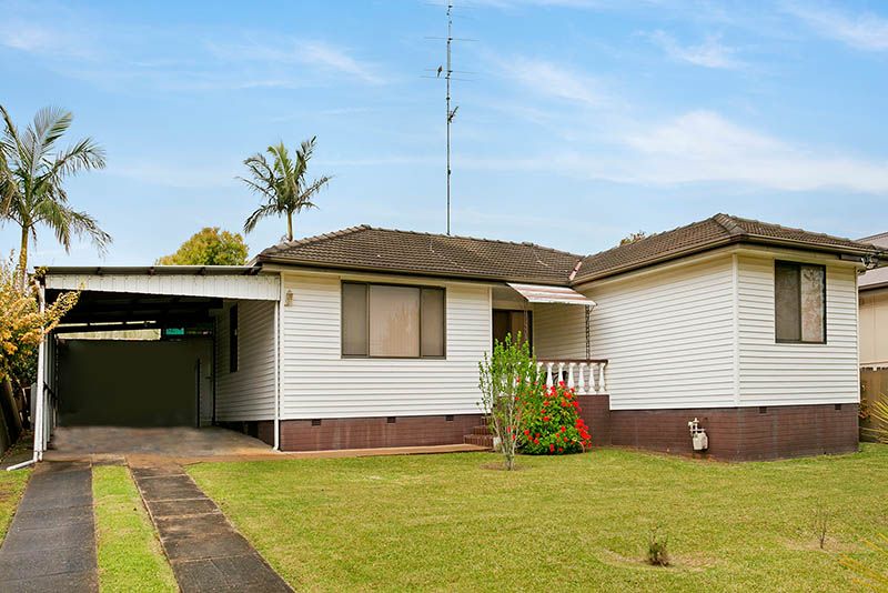 44 Bradman Avenue