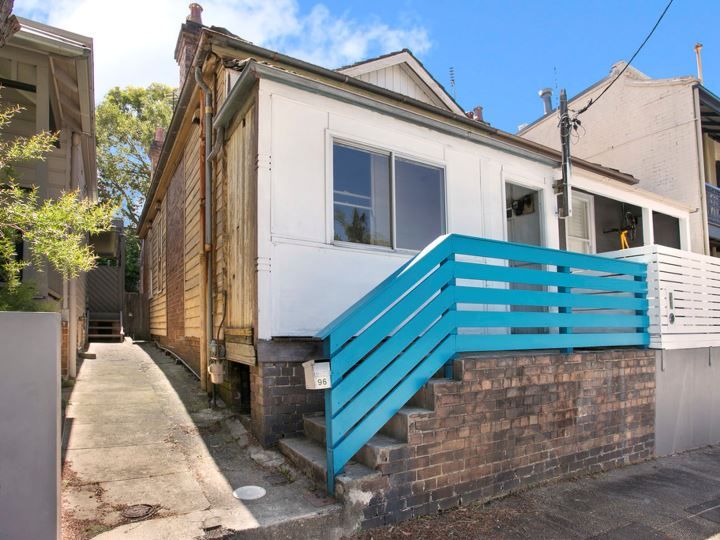 96 Phillip Street