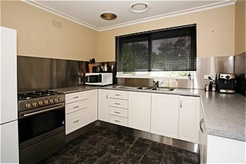 47 Barrabool Road, Belmont, VIC 3216