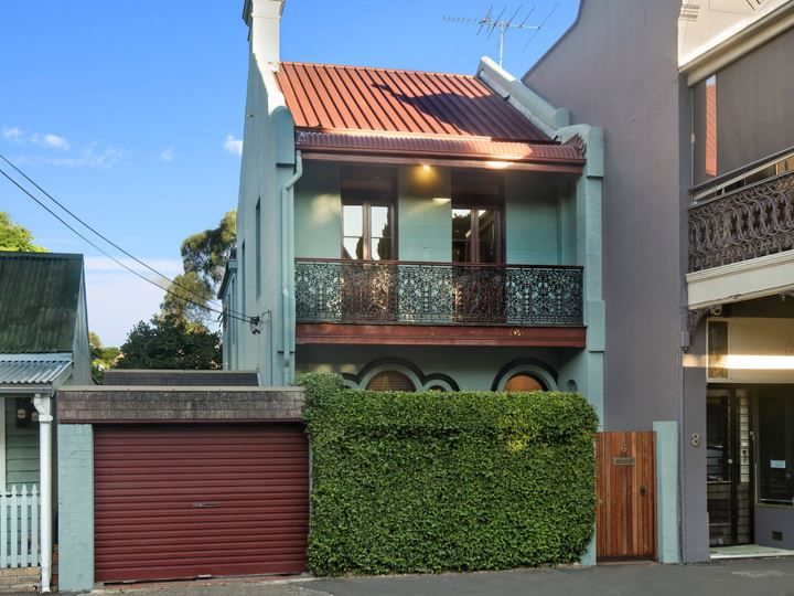6 Evans Street