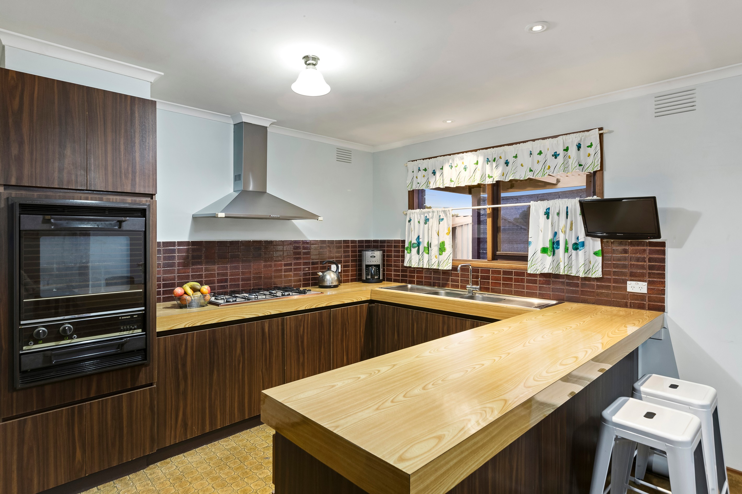 3 Glenelg Drive, Clayton South, VIC 3169