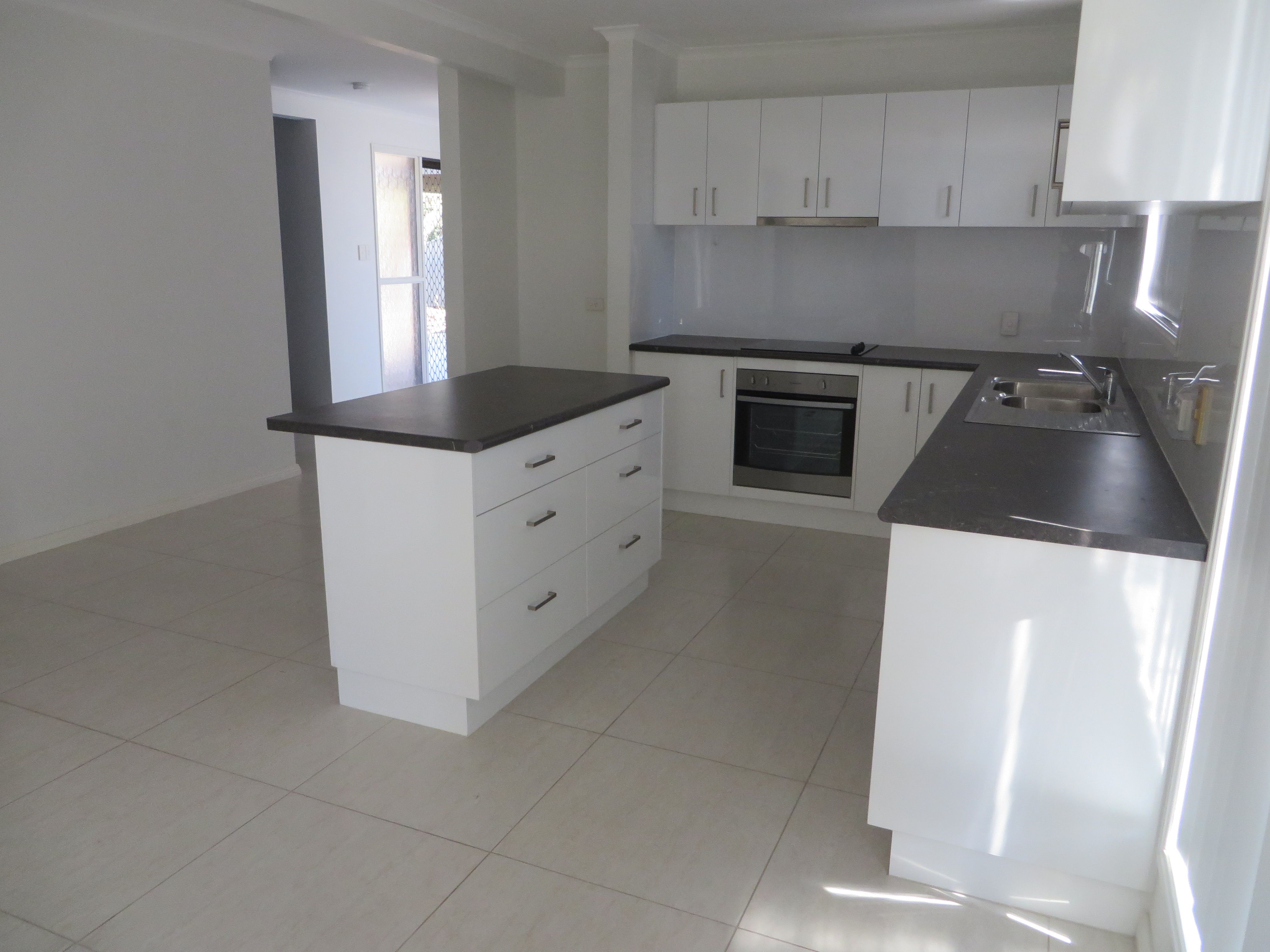 52 Cross Street, Deception Bay, QLD 4508