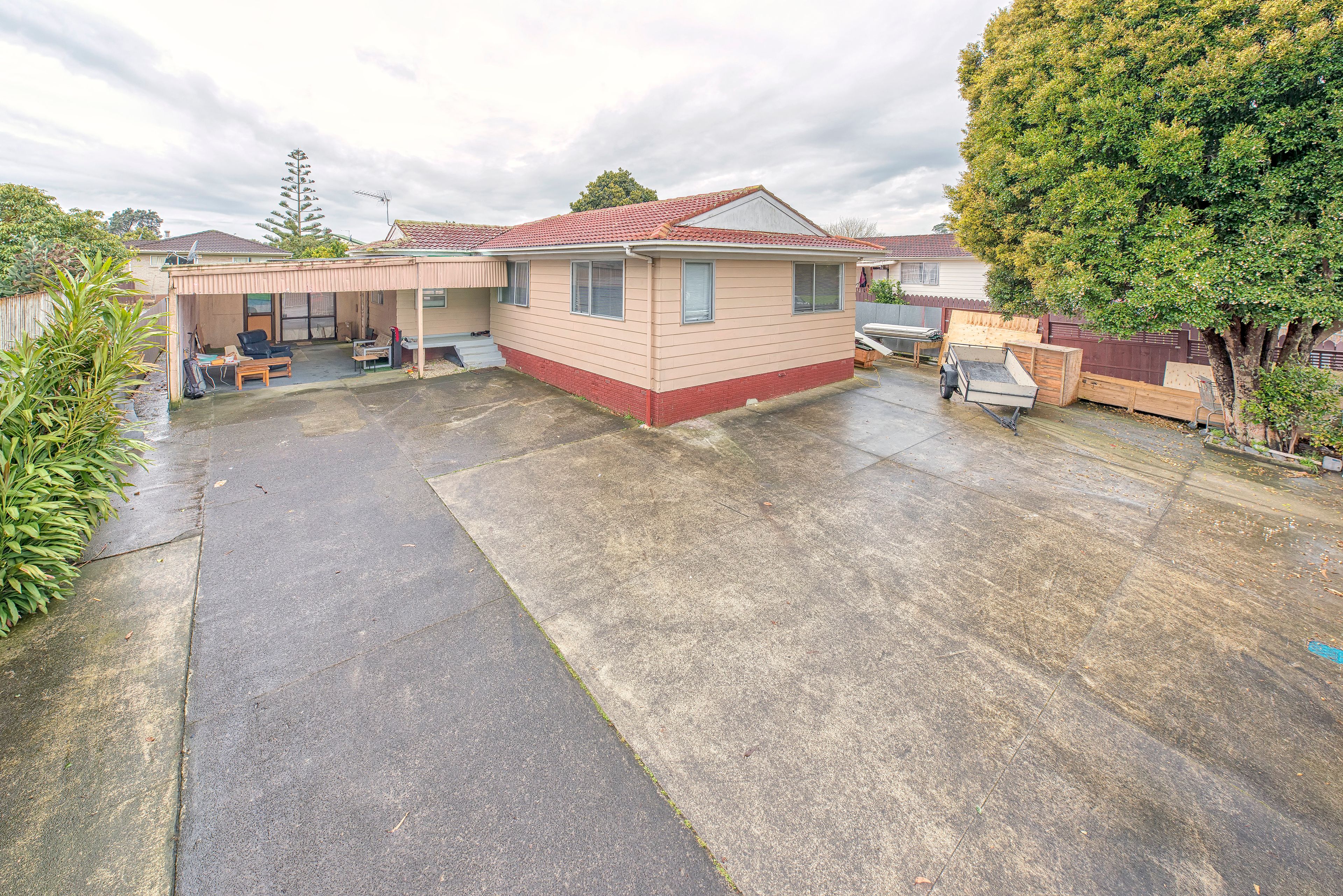 404 Roscommon Road, Clendon Park, Manukau City