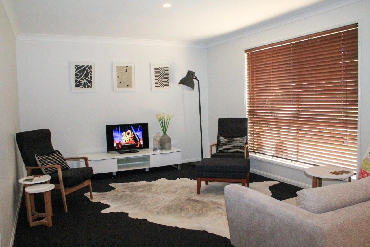 2 Cowell Drive, Burleigh Heads, QLD 4220