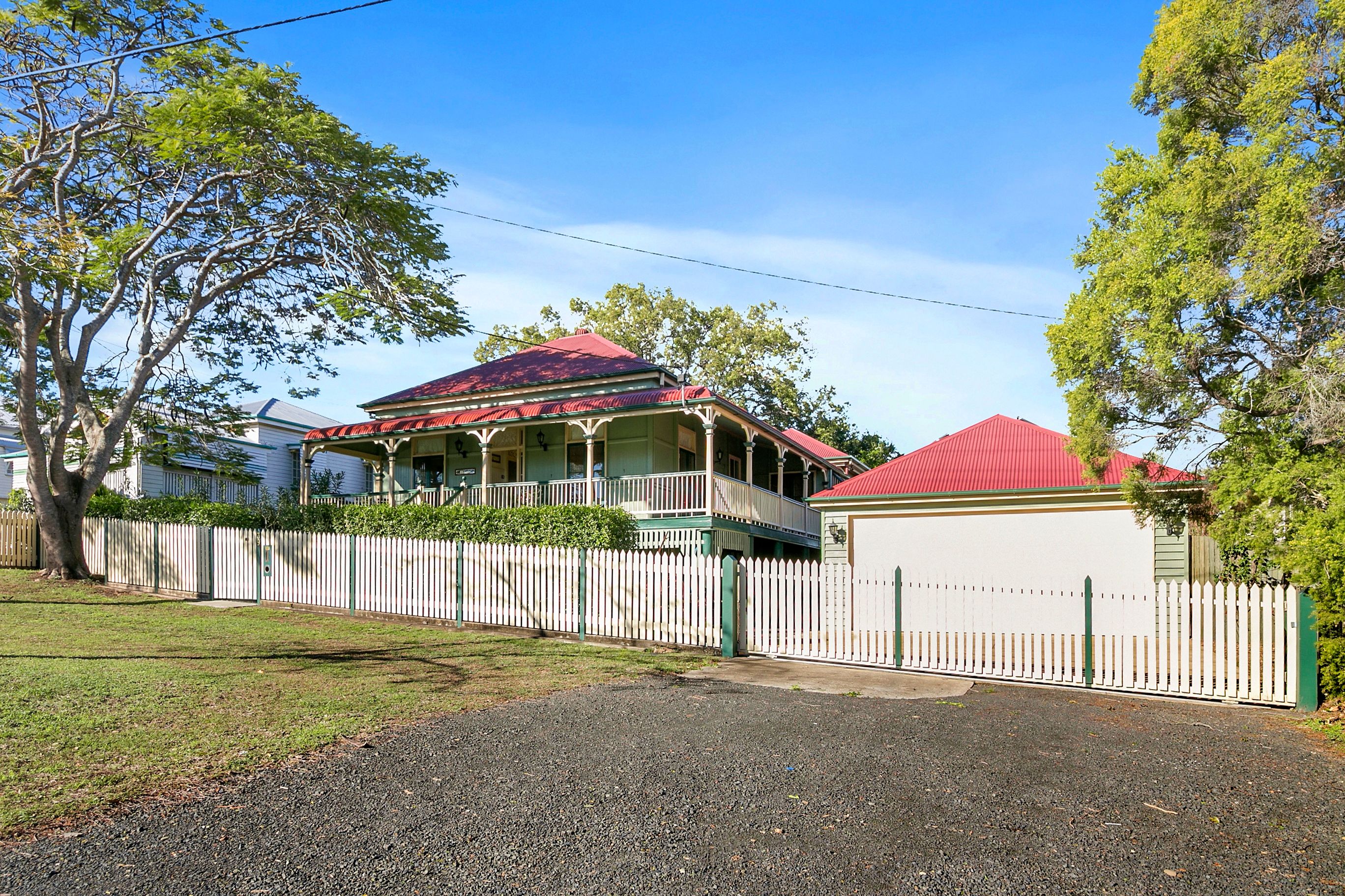 39 Salisbury Road, Ipswich QLD 4305