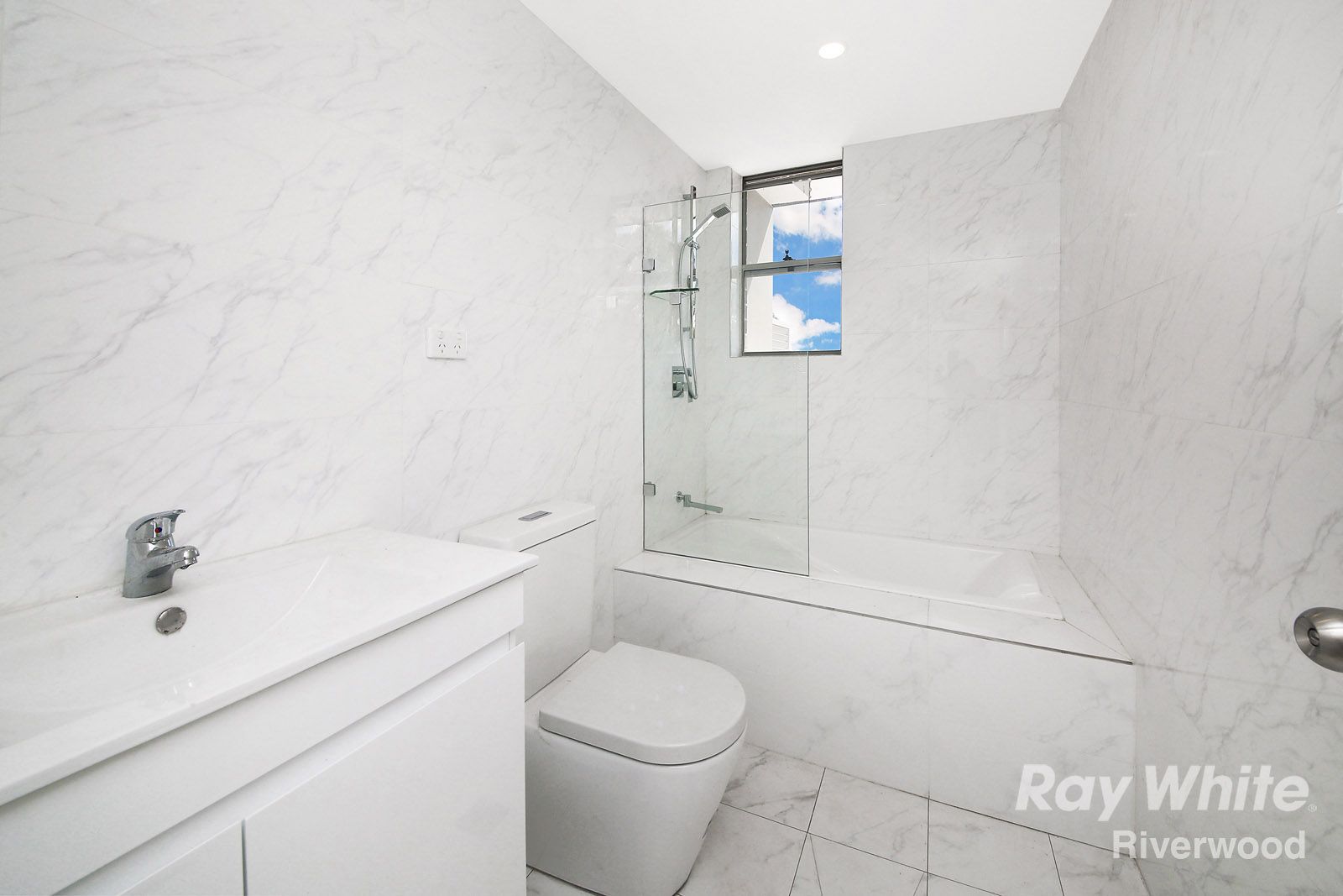Unit 5/1-3 Erskine Stree, Riverwood, NSW 2210