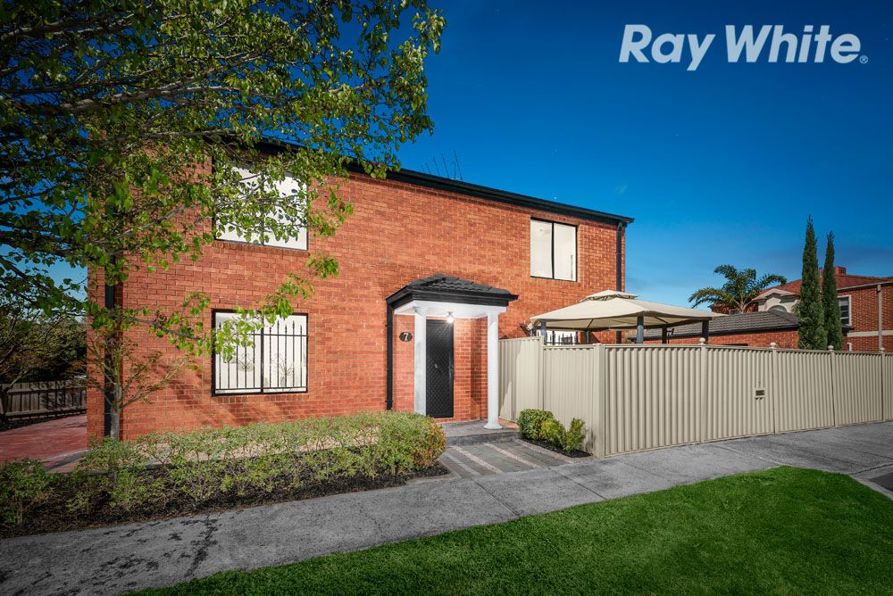 7 Parkhaven Avenue, Kingsbury VIC 3083