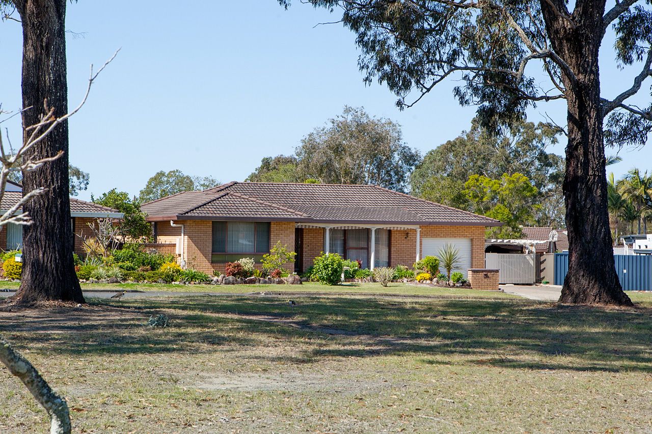 11 Blackbutt Place, Taree, NSW 2430