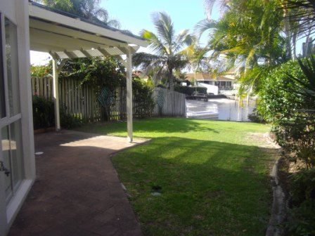 45 Markham Avenue, Runaway Bay, QLD 4216