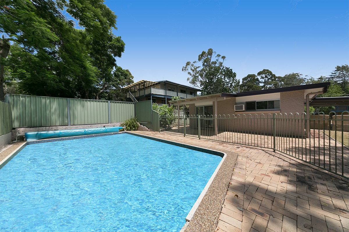 81 Almeida Street, Indooroopilly, QLD 4068