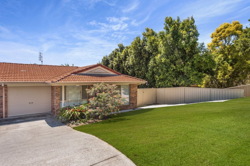 17 Casuarina Drive