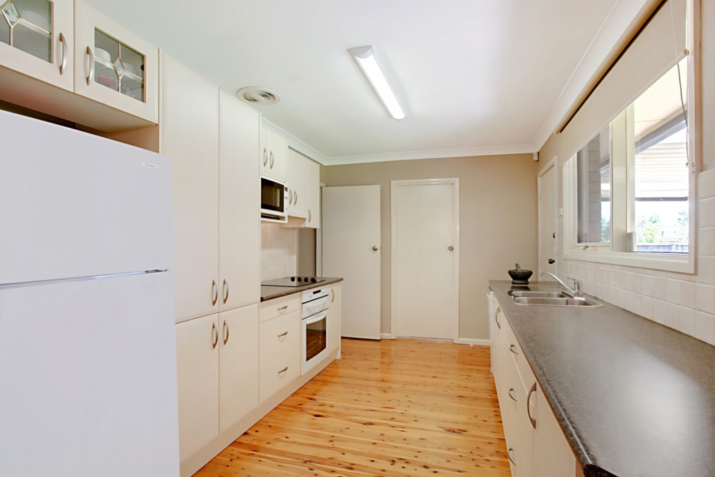 18 Berridale Avenue, South Penrith, NSW 2750