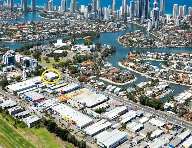 2/22 Crombie Avenue, Bundall, QLD 4217