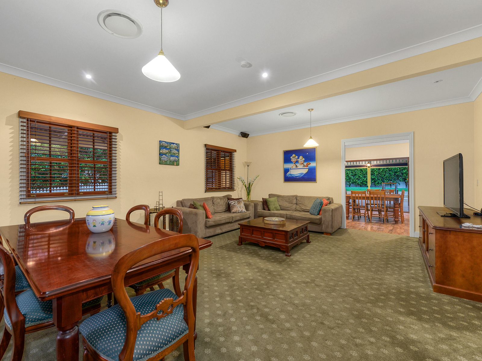 54 Duke Street, Bulimba, QLD 4171