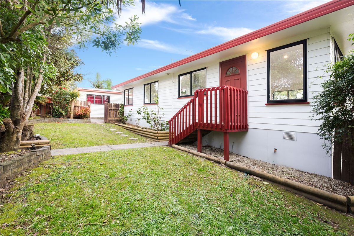 12 Wren Place, Unsworth Heights, North Shore City