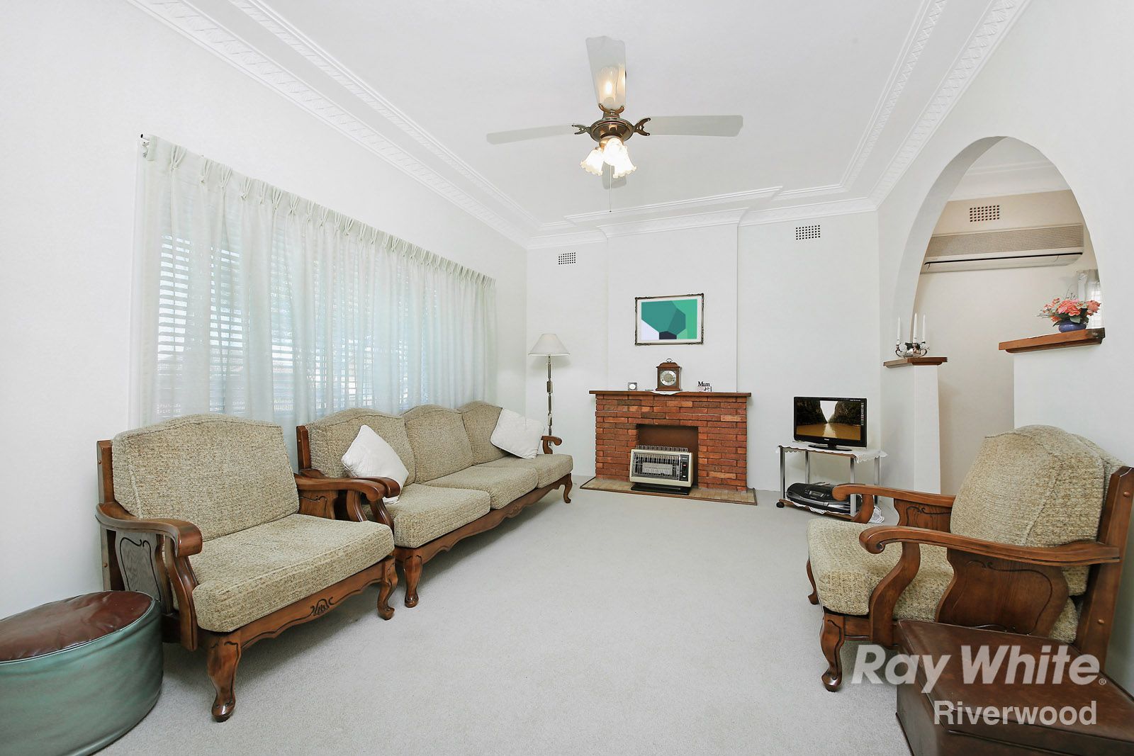 192 Broad Arrow Road, Riverwood, NSW 2210