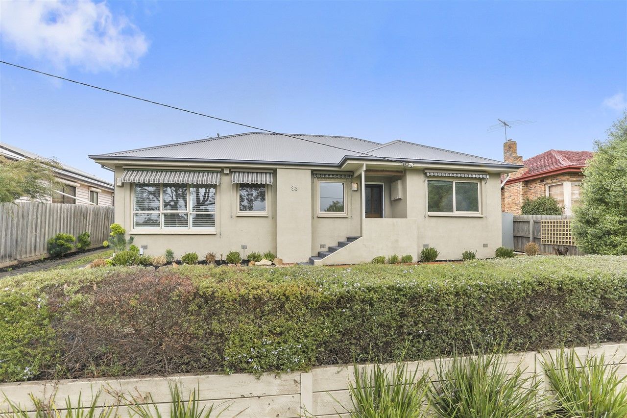33 Lily Street, Hamlyn Heights, VIC 3215