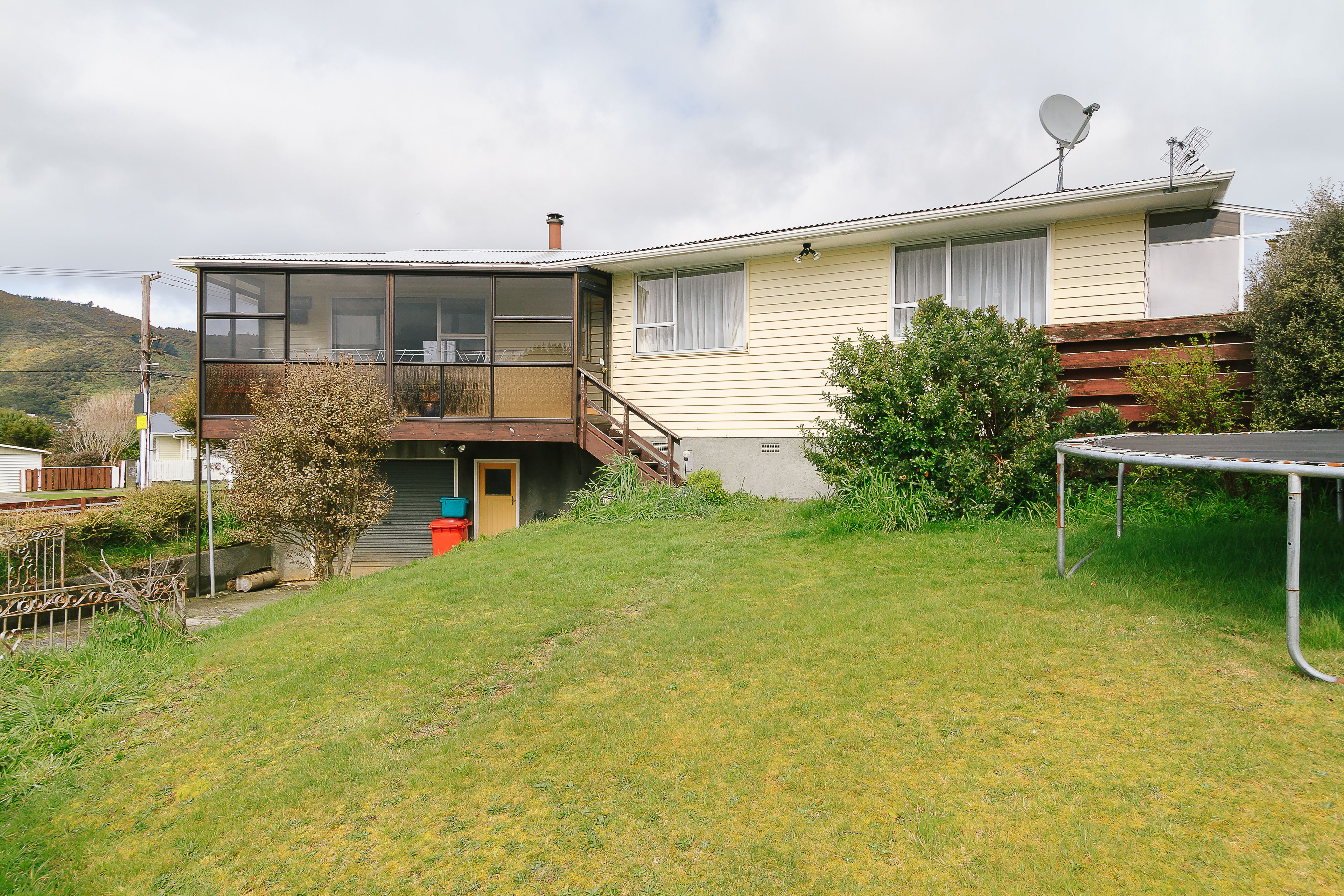 229 Wellington Road, Wainuiomata, Lower Hutt City