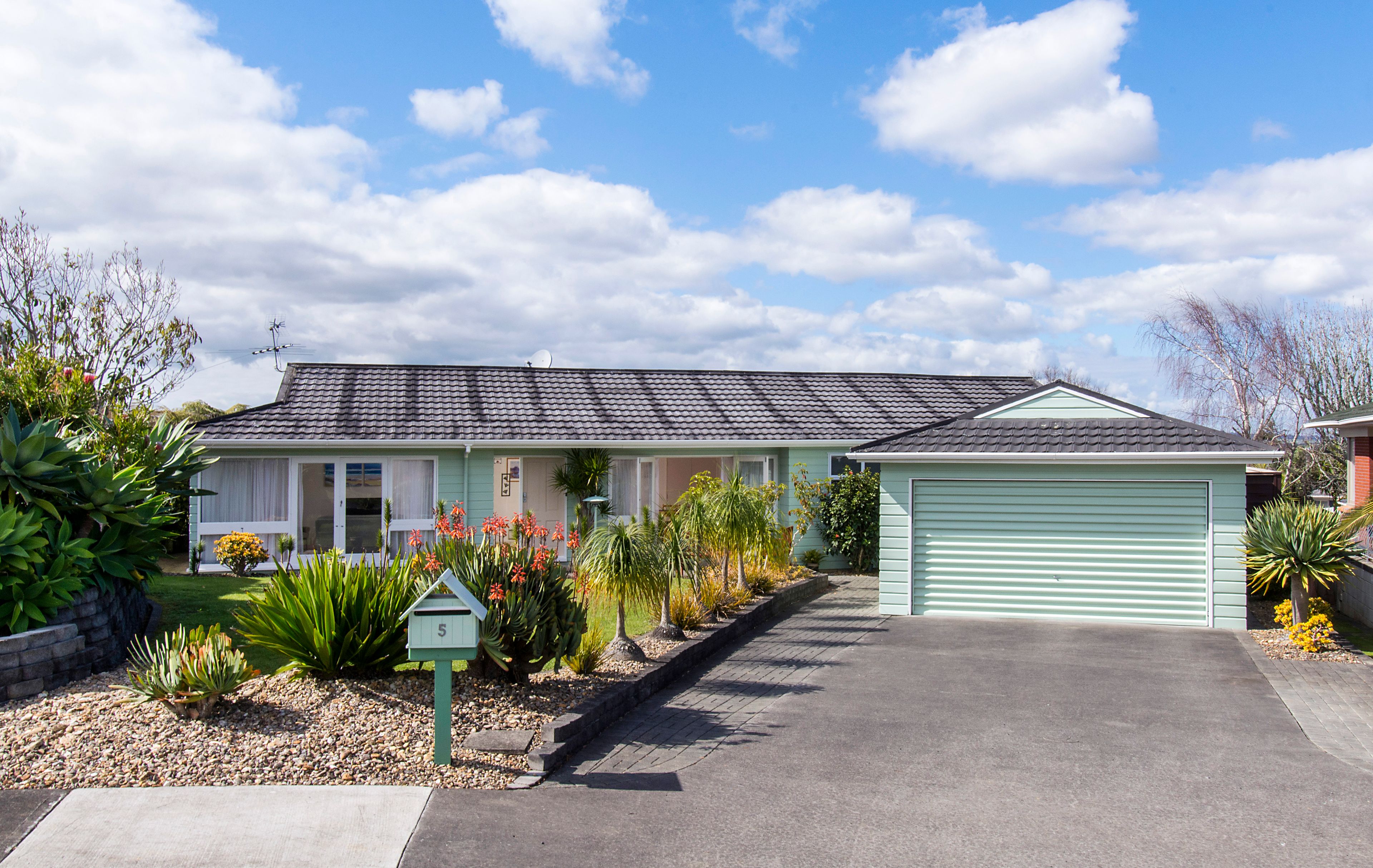 5 Stansfield Place, Sunnyhills, Manukau City