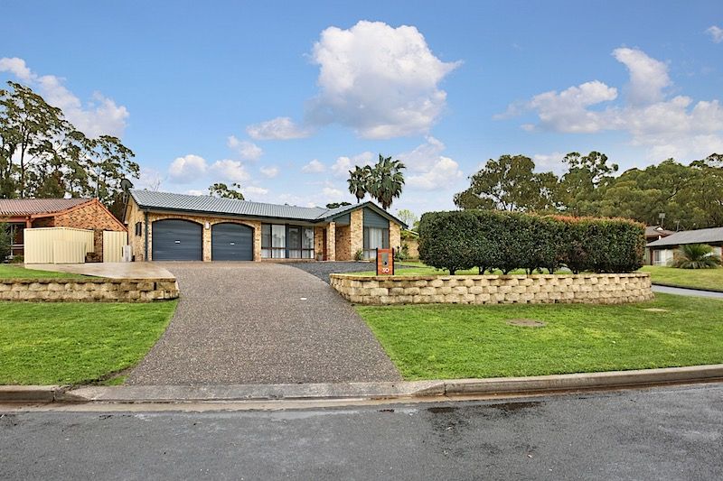 30 Devlin Avenue, North Nowra, NSW 2541