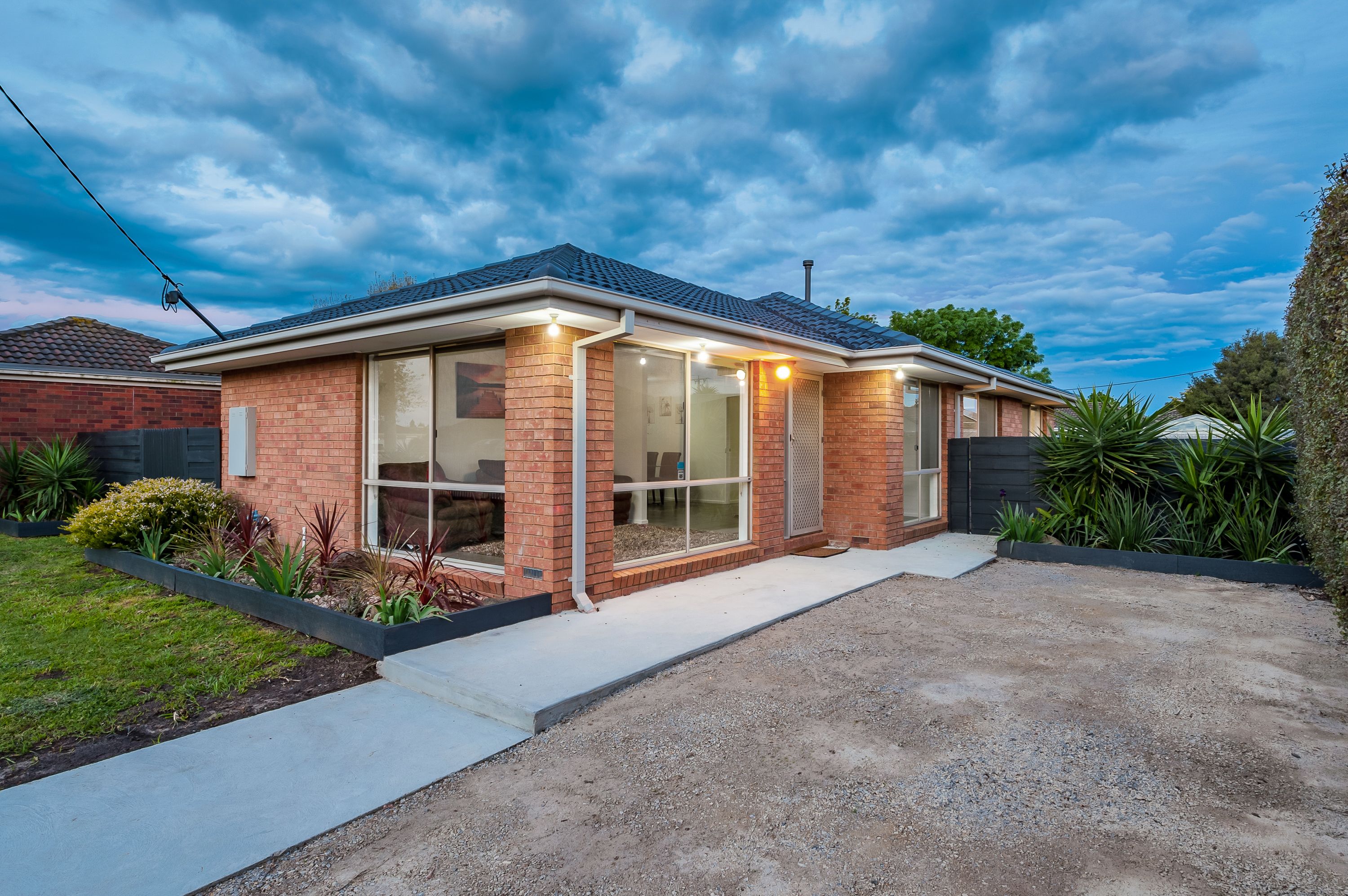 2 Trecastle Court, Craigieburn, VIC 3064