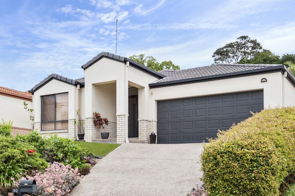 30 Comenara Crescent