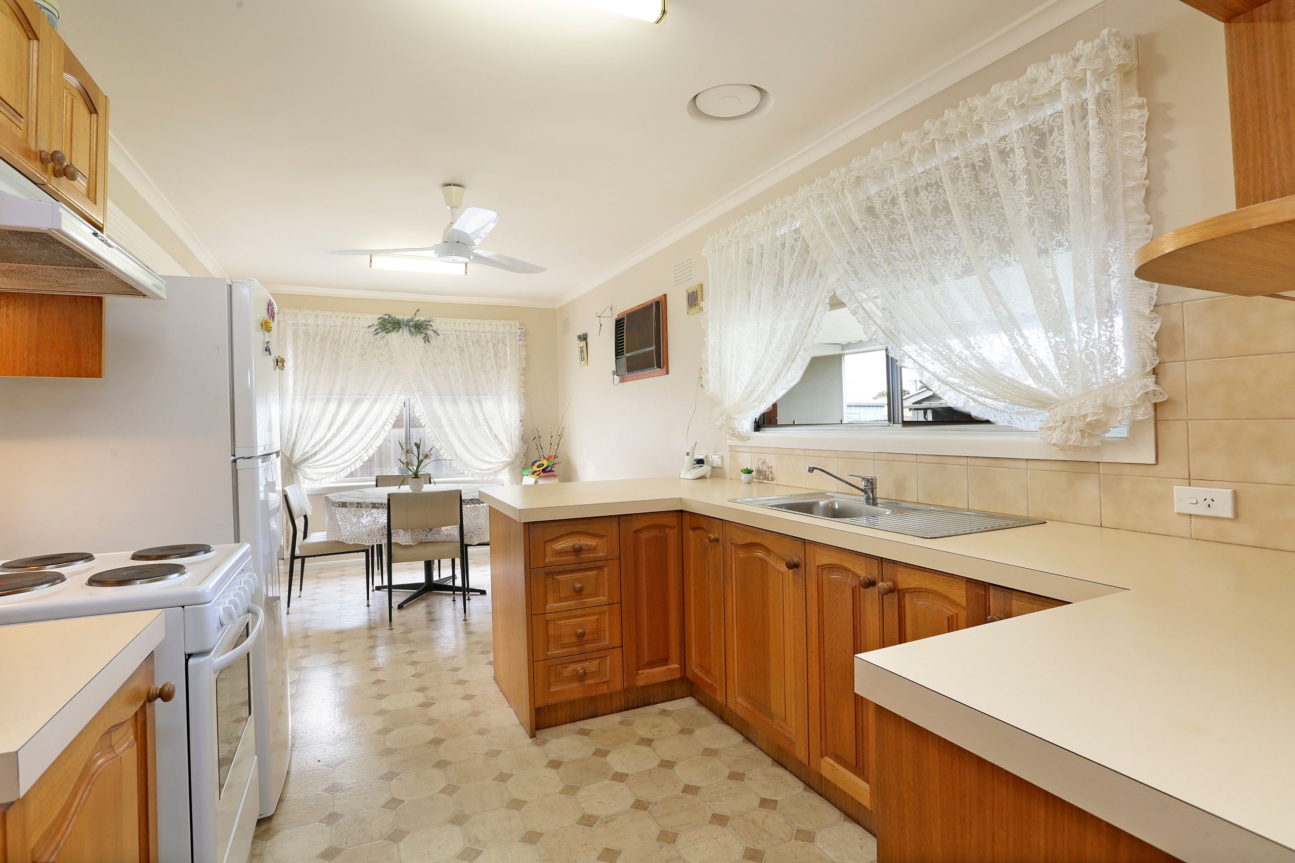 43 Merlin Crescent, Corio, VIC 3214