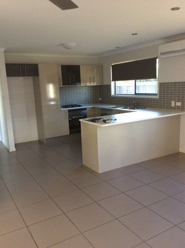 2, 15-17 Roberts St "Willow Rise", Emerald, QLD 4720