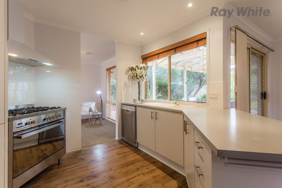 60 Verona Drive, Taylors Lakes, VIC 3038