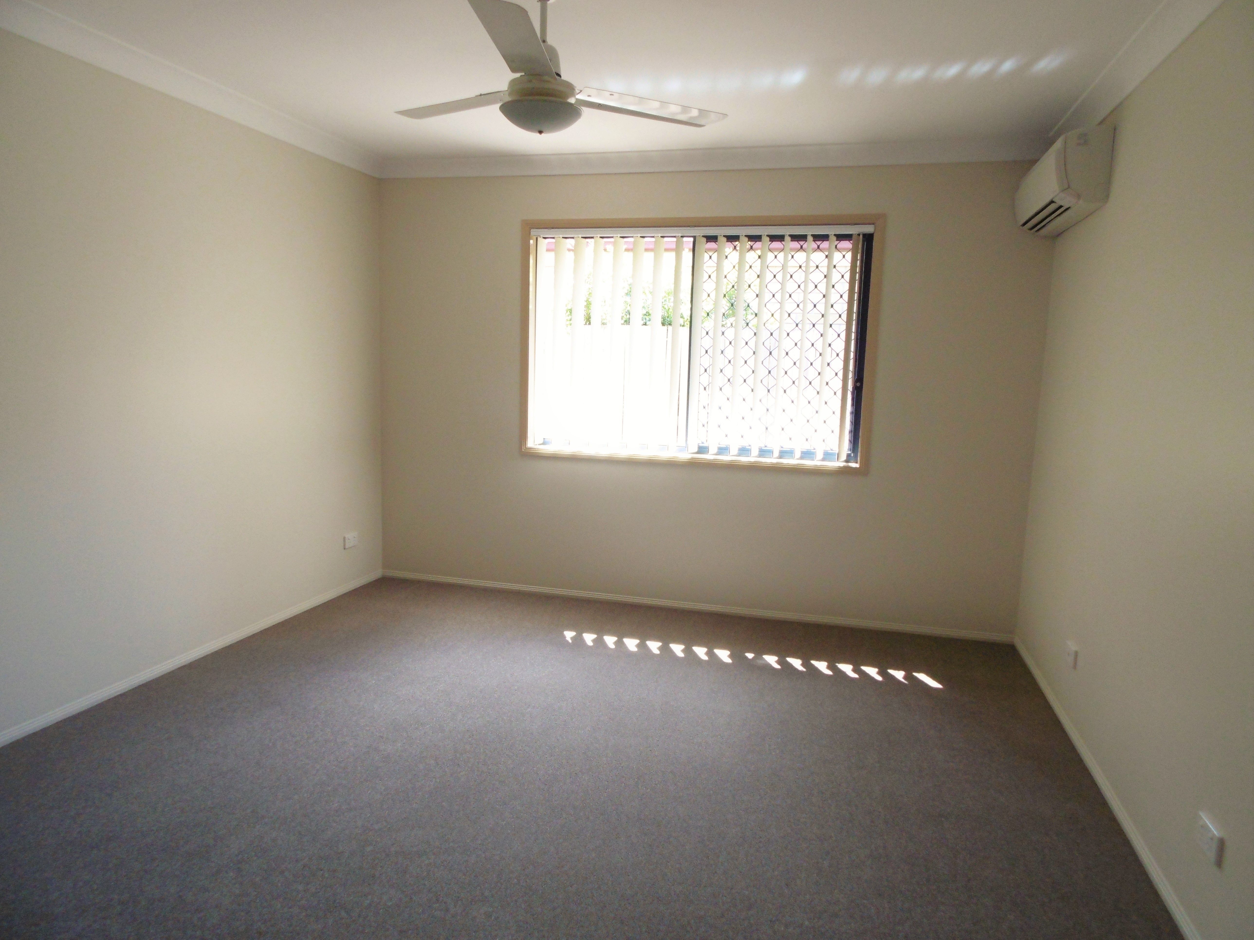 8 Harrison Crescent, Forest Lake, QLD 4078