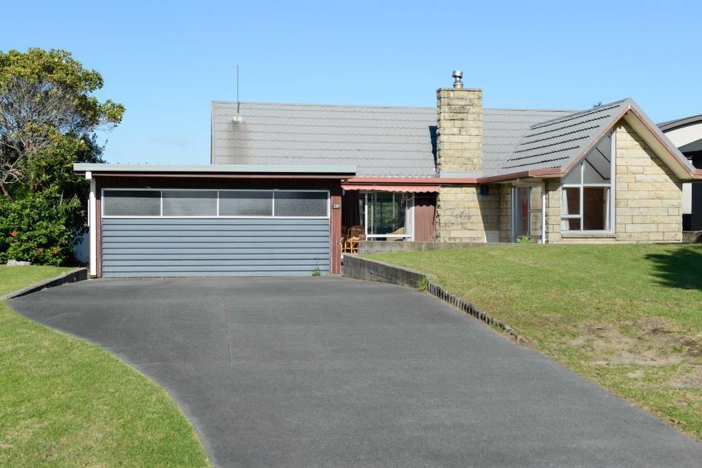 210 Oceanbeach Road, Mt Maunganui, Tauranga City